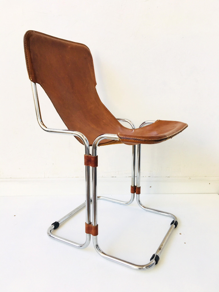 Chaise chrome et cuir tendu italie années 70