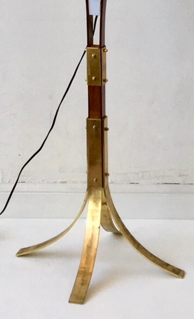 lampadaire forme libre en bois perspex et laiton italie années 50