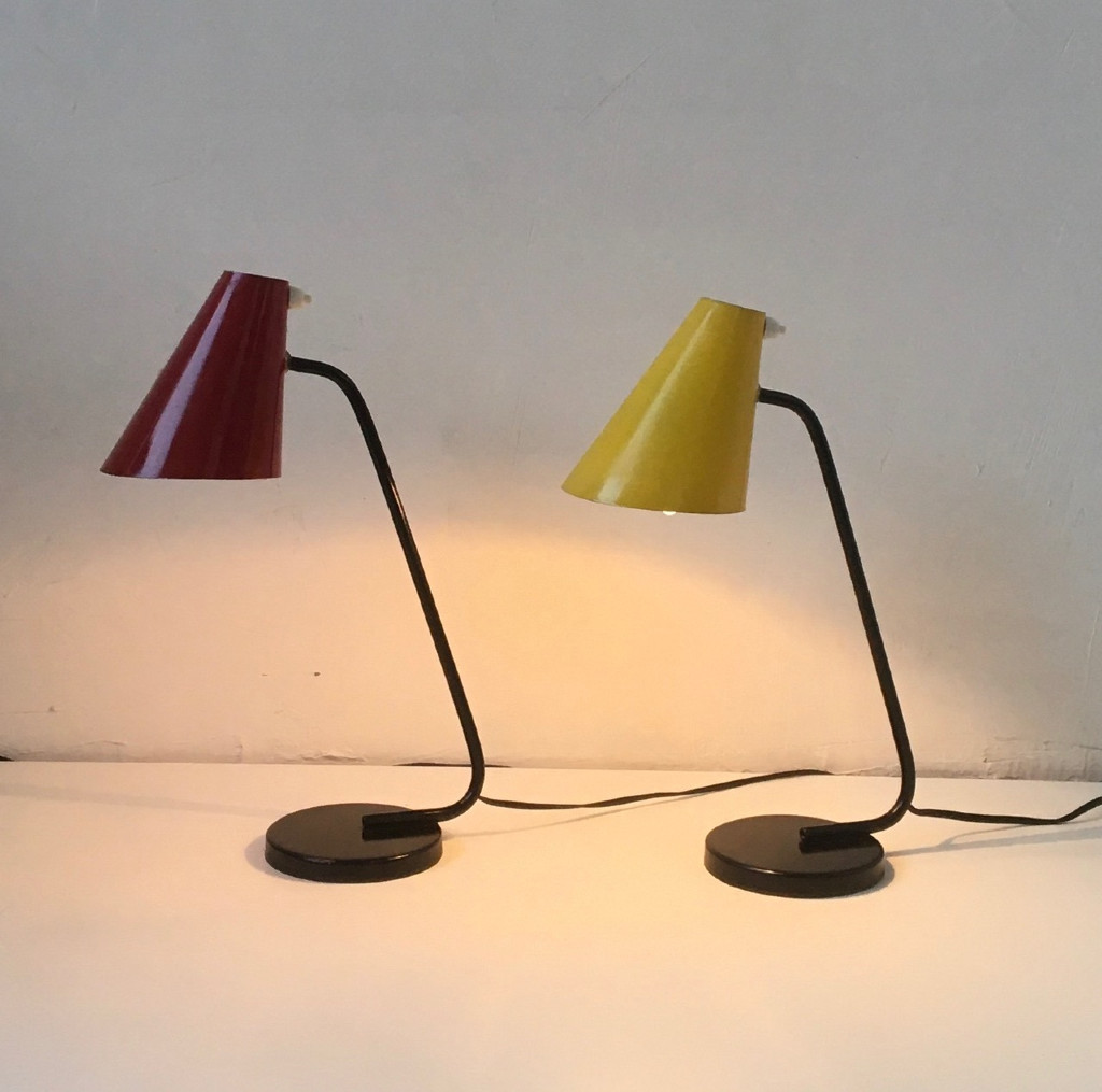 Lampe de table en métal laqué années 50 Jacques Biny