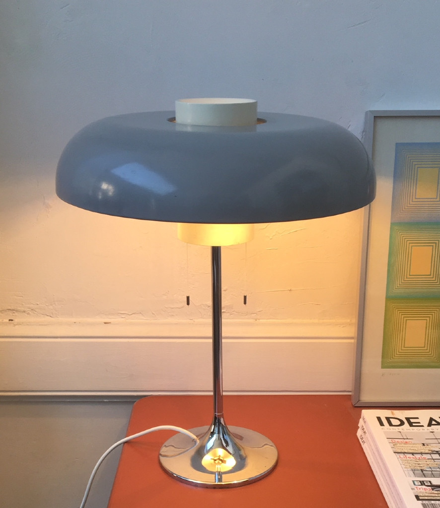 lampe de table arlus en métal laqué années 70