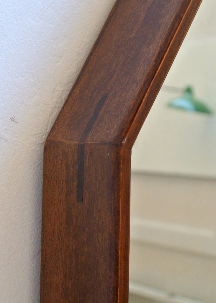 Miroir italien en bois massif années 50