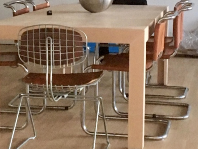 Appartement Bâle, Suisse Décoration d'un appartement, mobilier et luminaires, Bâle, Suisse