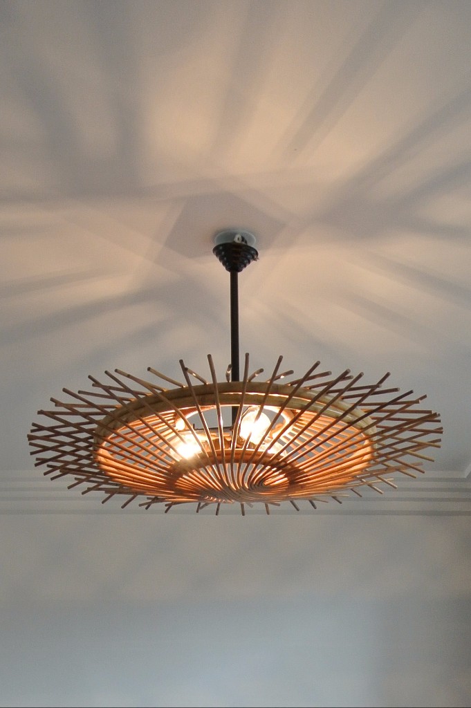 Suspension rotin soleil années 50